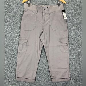 Lee Women’s Capri Cargo Pants Size 8 Grey Relaxed Fit Mid-Rise Cotton NEW